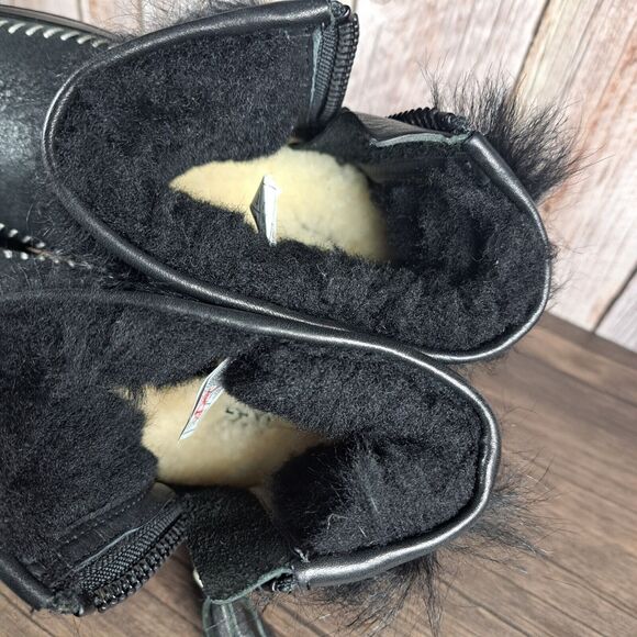 UGG Fluff Punk Zip Boot Sheepskin Women's Sz 5 Black Vibram Bottoms (VGC) - Picture 6 of 10